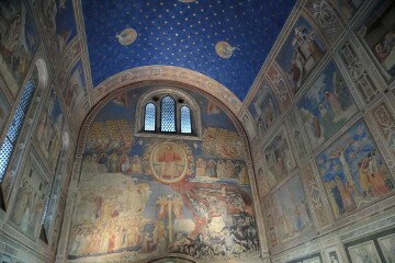 礼拝堂内部フレスコ画 スクロヴェーニ礼拝堂