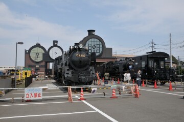 D51形蒸気機関車