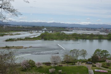 和賀川と北上川の合流