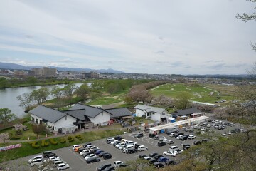 展勝地レストハウス駐車場