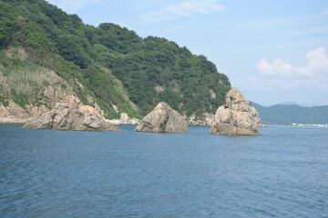 三ツ岩・二ツ岩