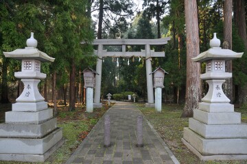 劔神社北入口
