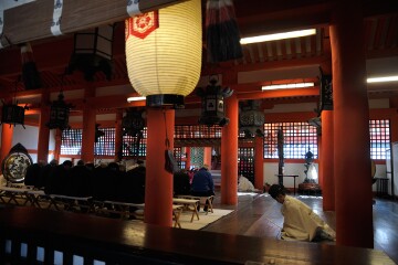 本社拝殿 本社拝殿