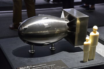 原子爆弾模型 原子爆弾模型