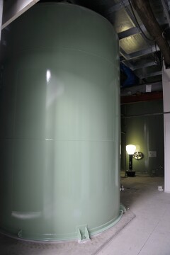 酒造タンク 酒造タンク