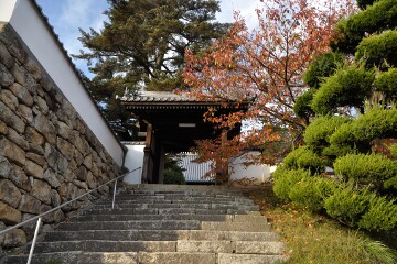 法然寺山門 法然寺山門