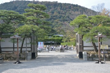 栗林公園東門