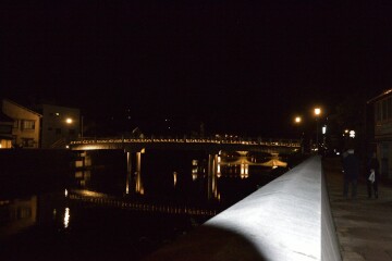 夜の主計町茶屋街