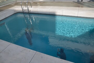 スイミング・プール