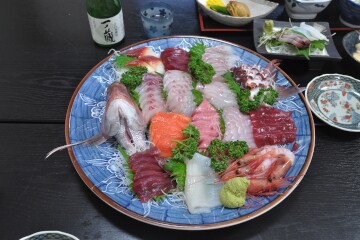 刺身の盛り合わせ