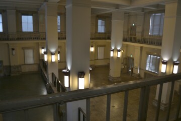 吹き抜け 2階から見下ろす