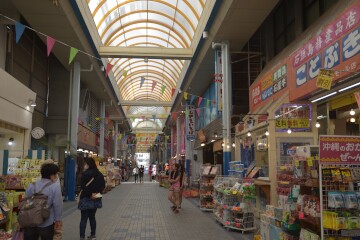 アーケード商店街 ユーグレナモール