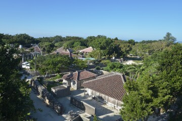 赤瓦の家並み 赤瓦の家並み